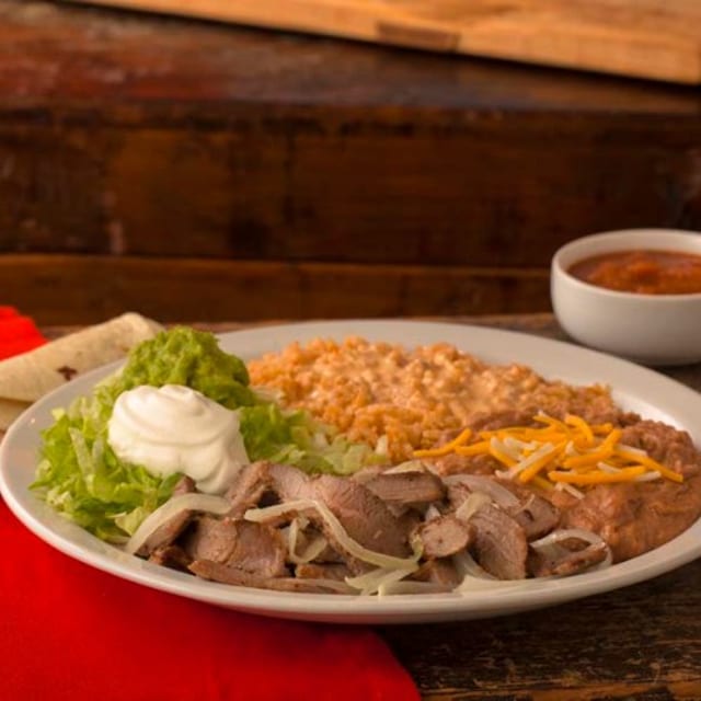 1/4 Pound Fajita Plate.